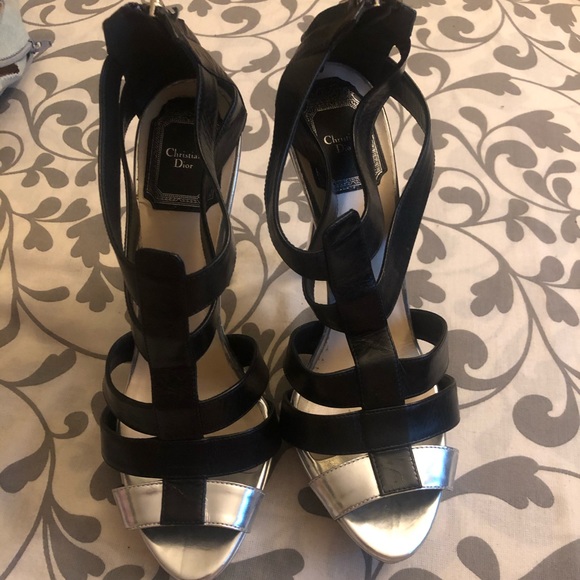 Christian Dior - Picture 2 of 3